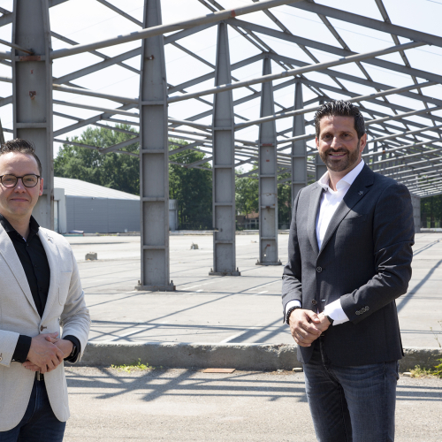 Erwin Boom en Gard Stals op Veilingterrein Venlo.jpg