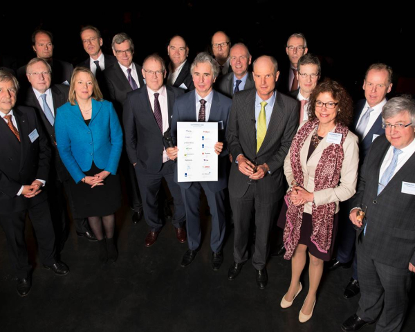 GovernanceCodeVeiligheid ondertekening.jpg