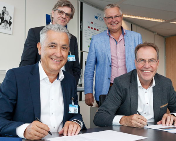20170726-AFAS-Experience-Center-ondertekening.jpg