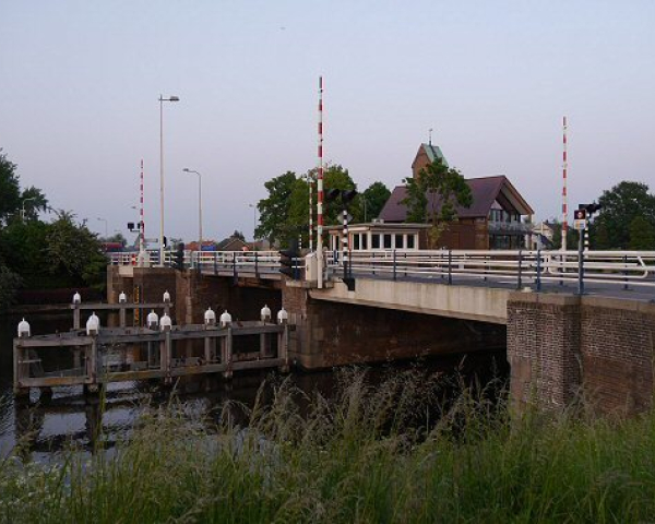 Brug Ouderkerk.jpg
